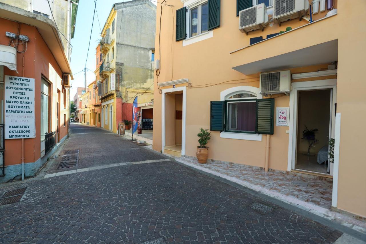 Joy New Port Studio Corfu Town Bagian luar foto