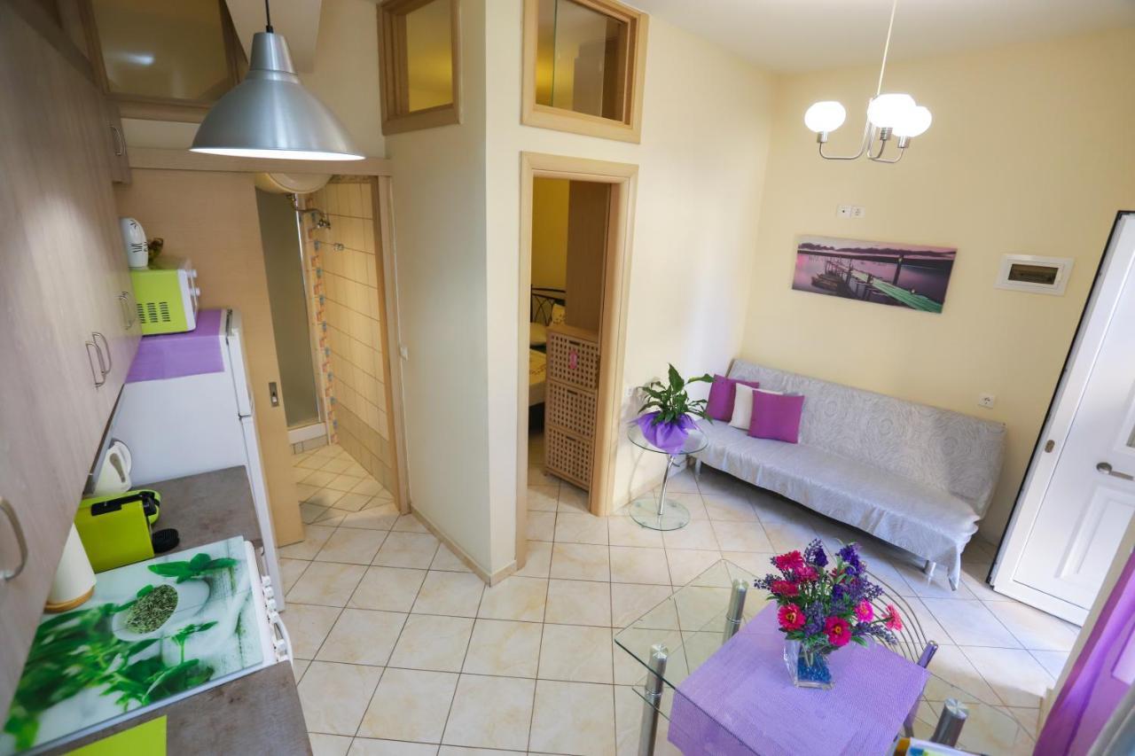 Joy New Port Studio Corfu Town Bagian luar foto